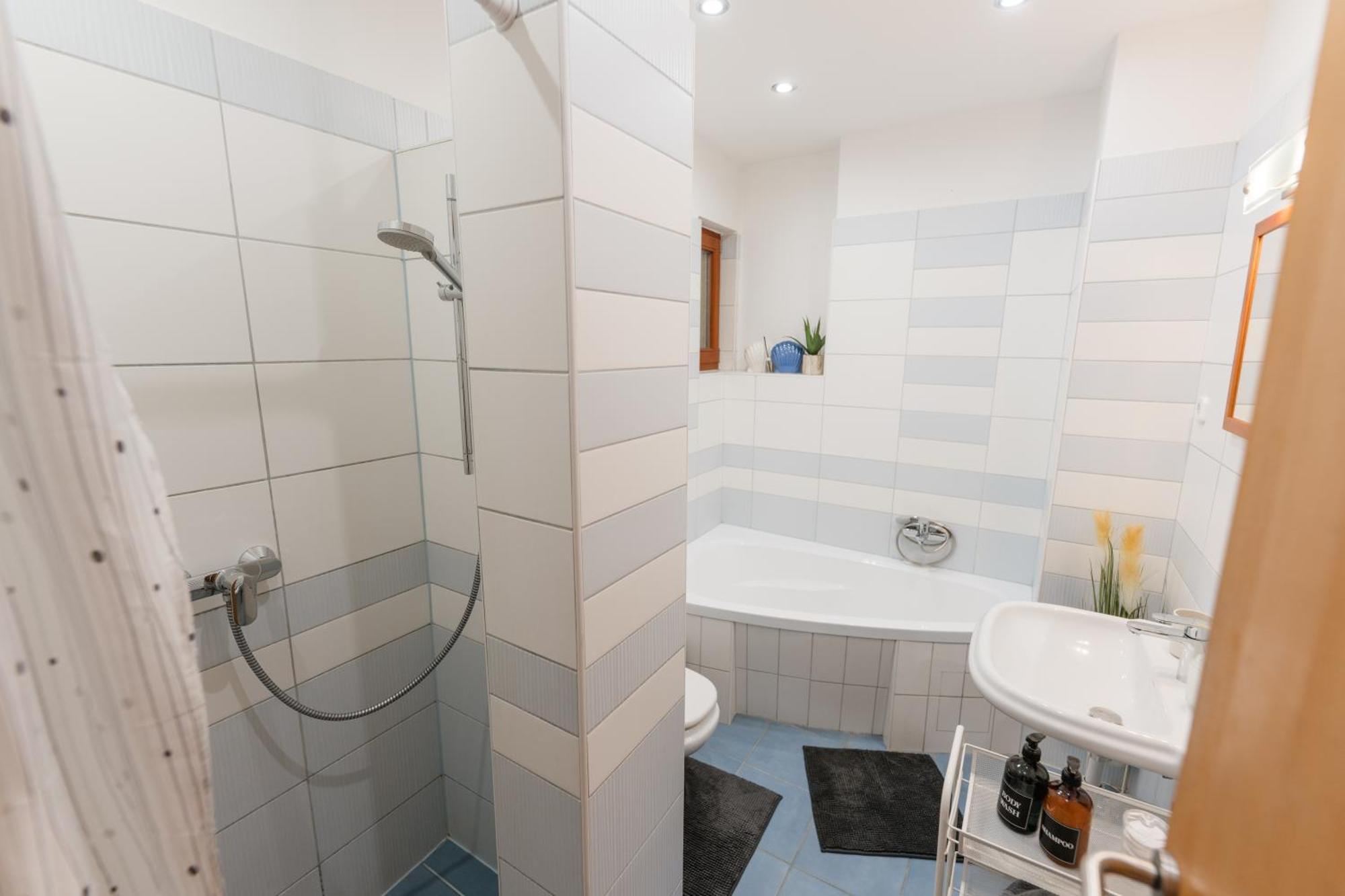 Panorama Apartment Gyor Luaran gambar